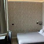 Guest house Piramide Rome