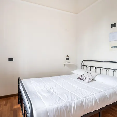 Piramide Guest house